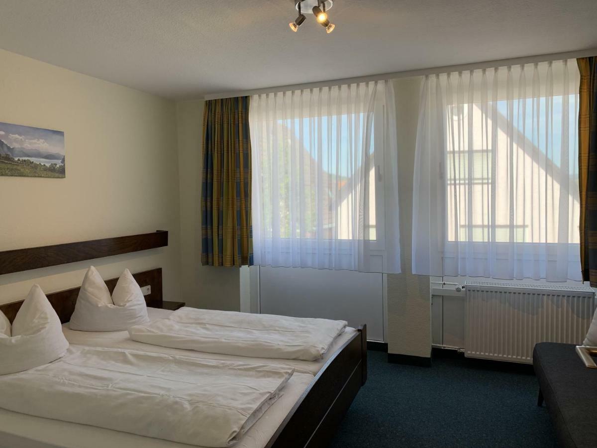 Hotel Lindenhof Mosbach  Exteriör bild